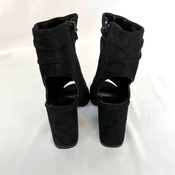 Charlotte Russe Fallone Peep Toe Booties size 7 - Picture 3 of 5